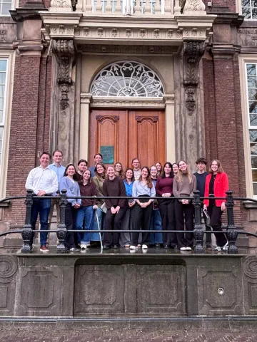 Foto bezoek trainees